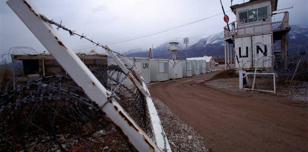 en norsk fn-leir i makedonia a norwegian un-camp in macedonia